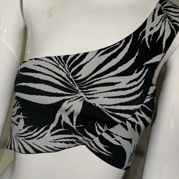 ZARA tropical asymmetrically top - Picture 3 of 7